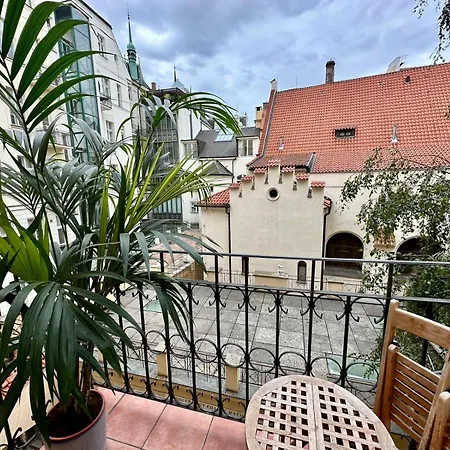 Siroka 14 Apartman *